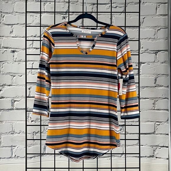 Brand new Bobbie Brooks long sleeve tee S - Picture 1 of 3